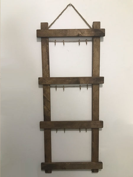 Hanging Photo Ladder